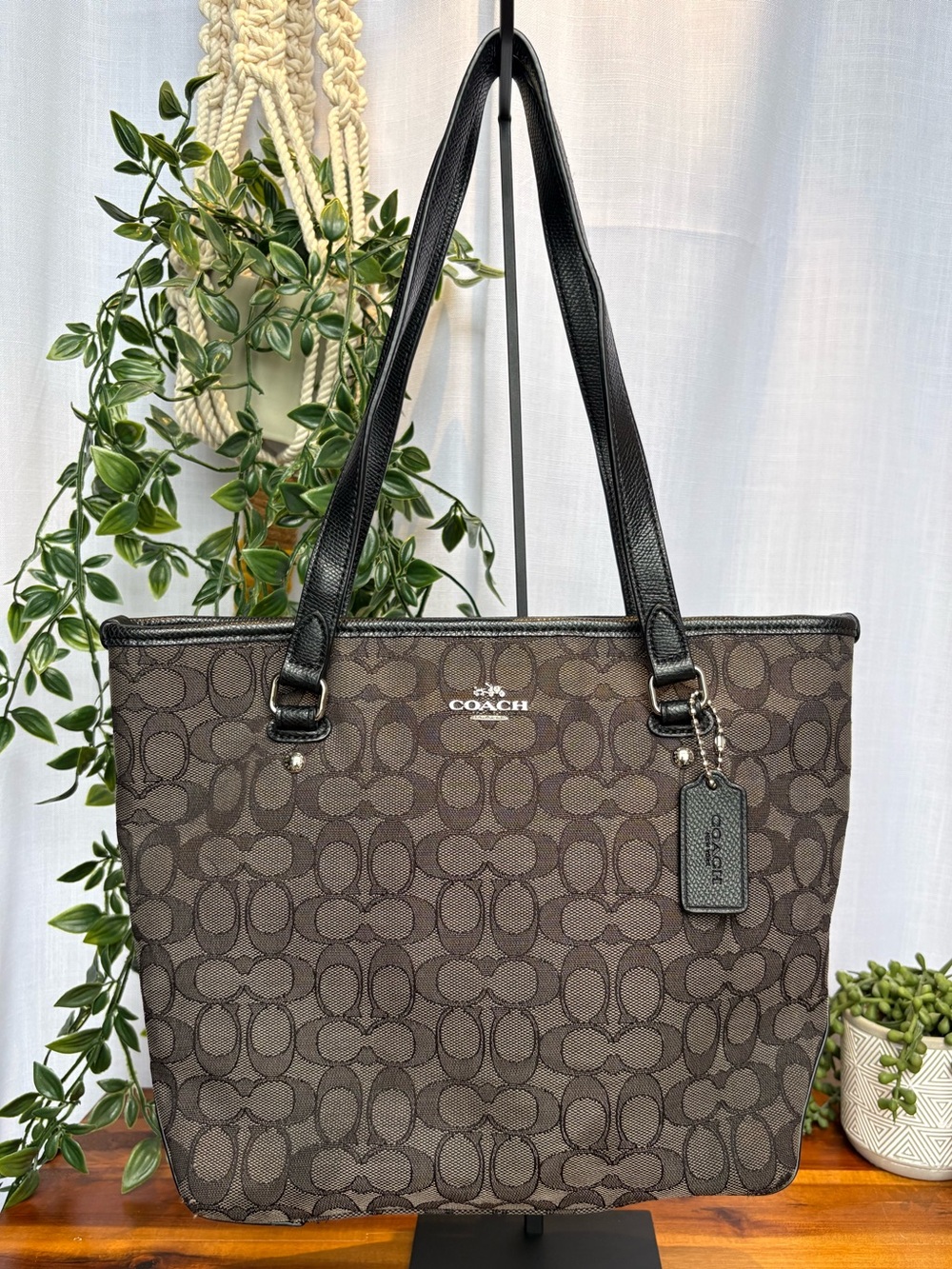 Coach Zip Top Tote Outline Signature Canvas Black/Gray - D1657 F55364 (2016)
